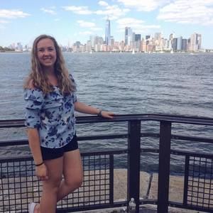 Meet your Posher, Lindsey